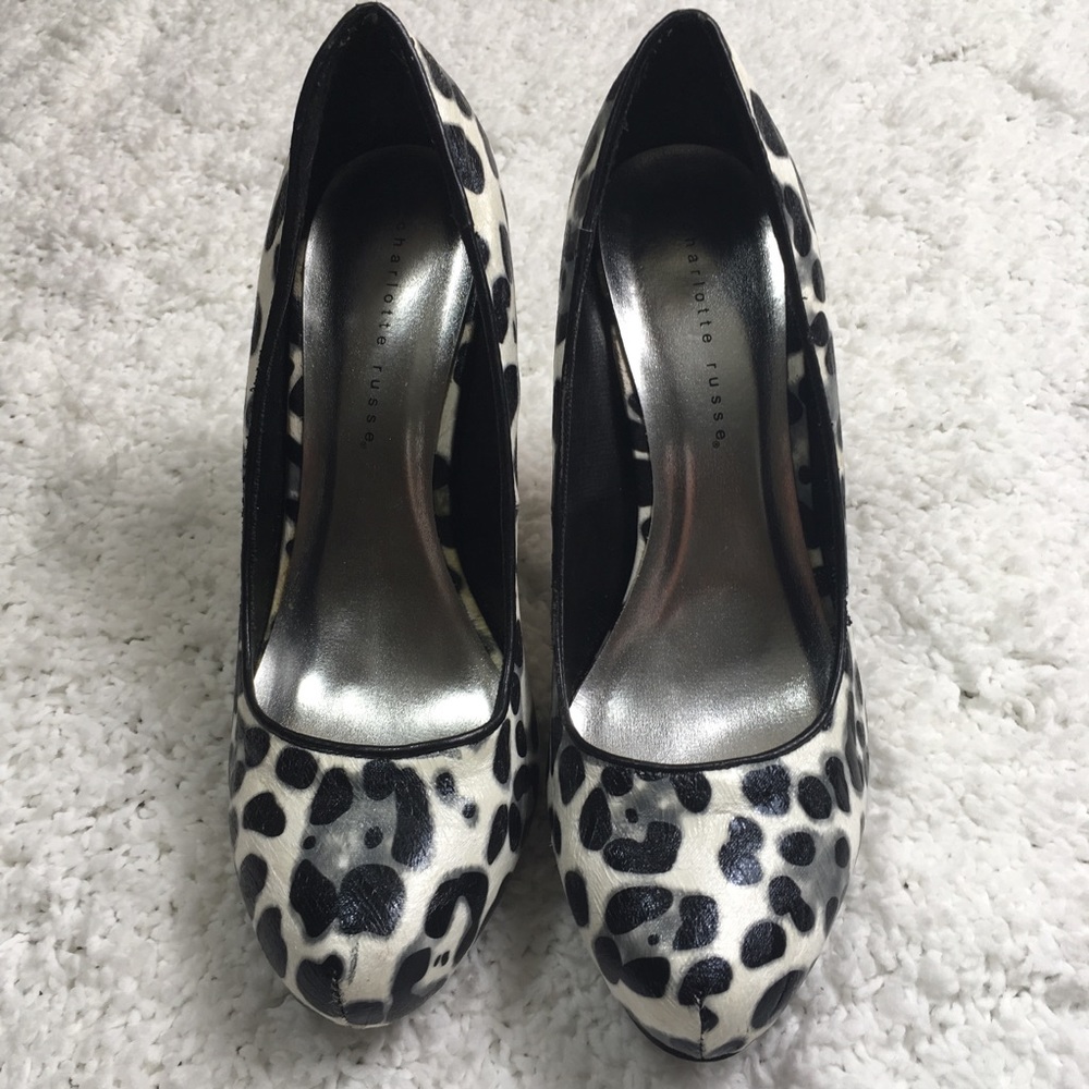 Charlotte Russe Blk/Wht leopard Heel Woman’s 8